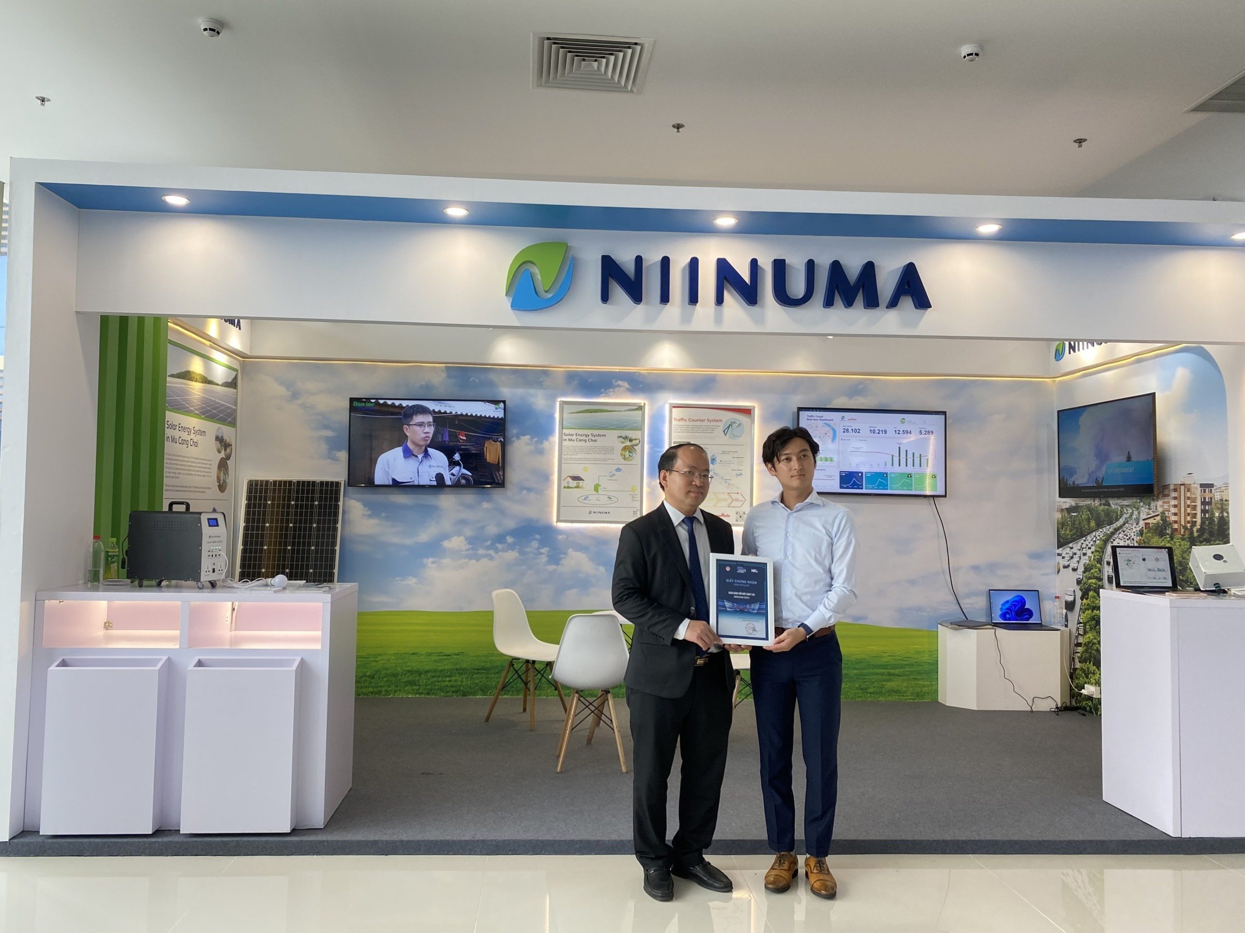 「VIETNAM INTERNATIONAL INNOVATION EXPO 2023」に出展しました。