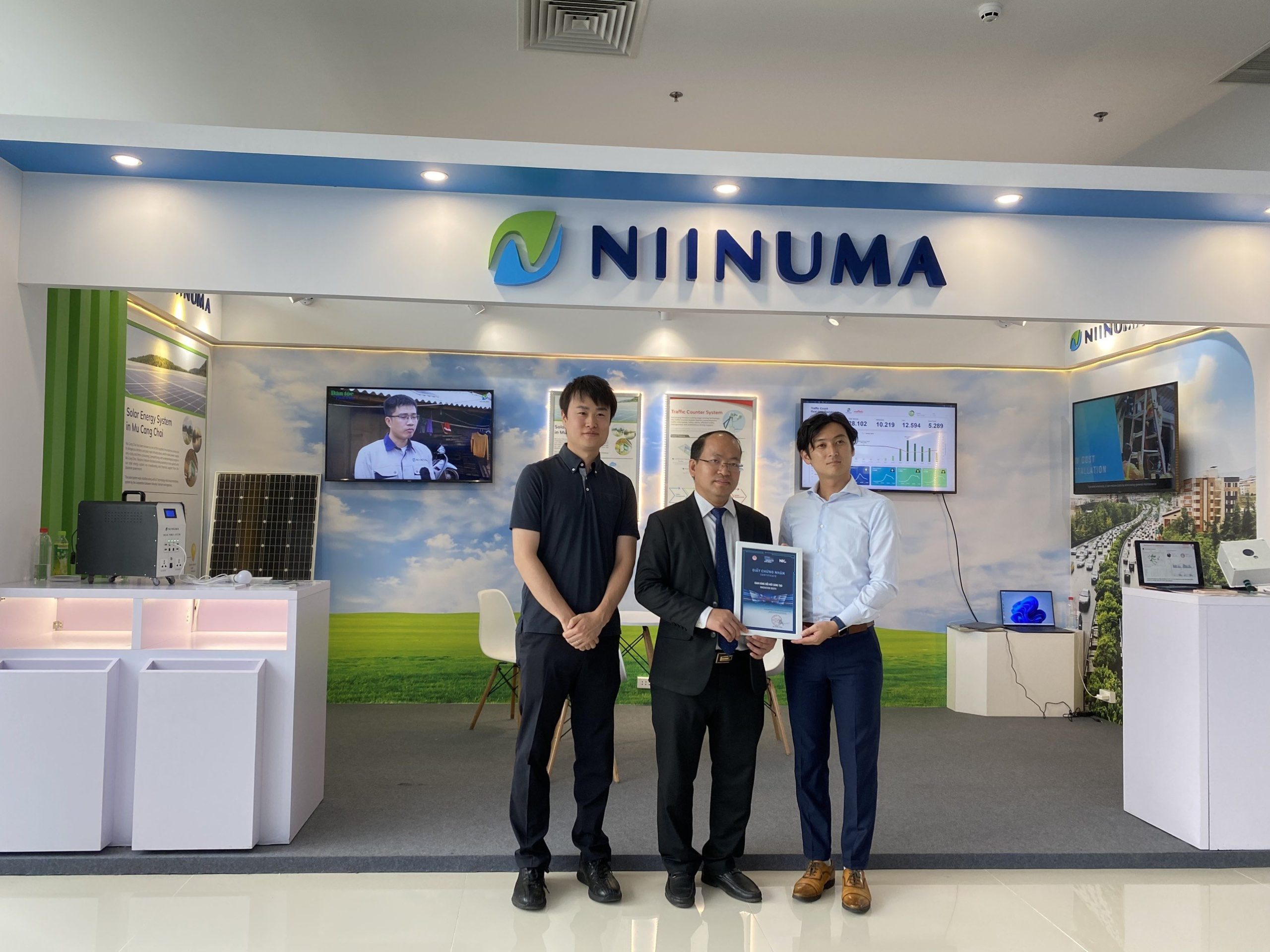 「VIETNAM INTERNATIONAL INNOVATION EXPO 2023」に出展しました。