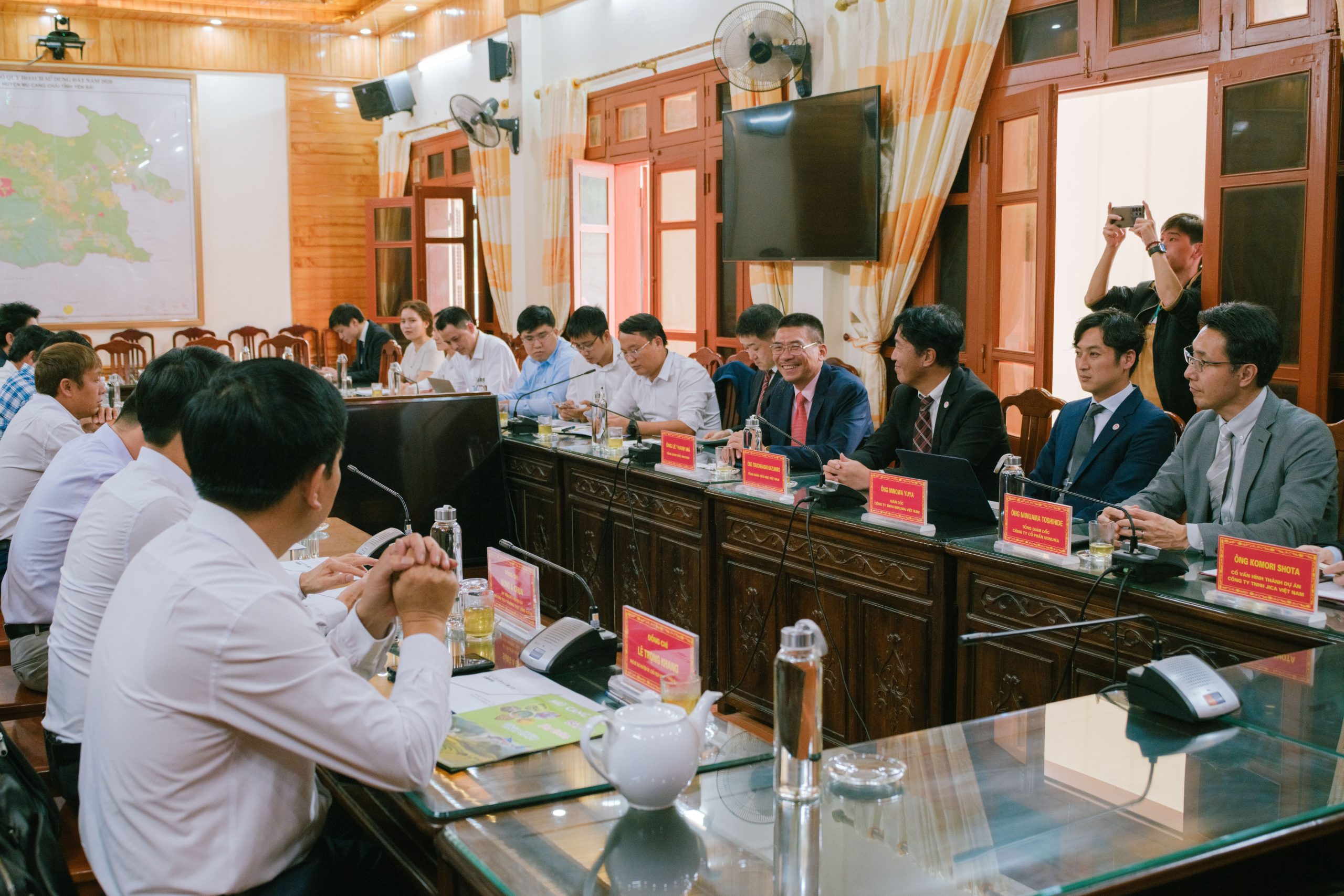 HOÀN THÀNH DỰ ÁN HỖ TRỢ DOANH NGHIỆP VỪA VÀ NHỎ VÀ KINH DOANH SDGs CỦA JICA VỀ THIẾT BỊ PHÁT ĐIỆN NĂNG LƯỢNG MẶT TRỜI, THIẾT BỊ LƯU TRỮ VÀ HỆ THỐNG GIÁM SÁT IoT TRÊN NỀN TẢNG ĐIỆN TOÁN ĐÁM MÂY HOÀN THÀNH DỰ ÁN HỖ TRỢ DOANH NGHIỆP VỪA VÀ NHỎ VÀ KINH DOANH SDGs CỦA JICA VỀ THIẾT BỊ PHÁT ĐIỆN NĂNG LƯỢNG MẶT TRỜI, THIẾT BỊ LƯU TRỮ VÀ HỆ THỐNG GIÁM SÁT IoT TRÊN NỀN TẢNG ĐIỆN TOÁN ĐÁM MÂY